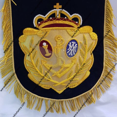 mantolin virgen de los reyes sevilla