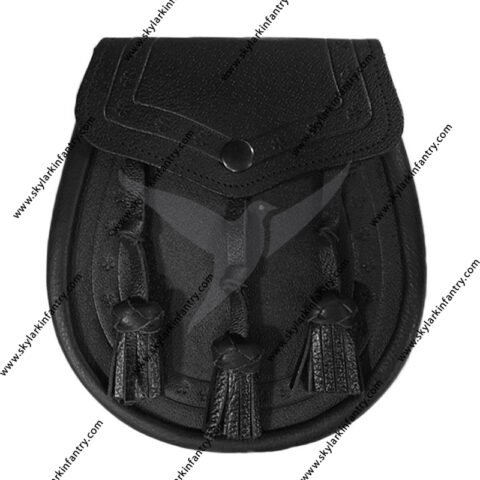 Leather Day Sporran with Embossed Leather and 3 Knotted Tassels in Black