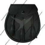 Leather day sporran with 3 leather tassels in black