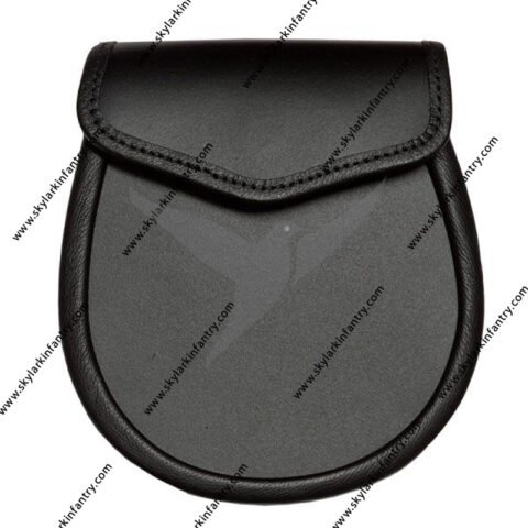 Simple Leather Day Sporran in Black